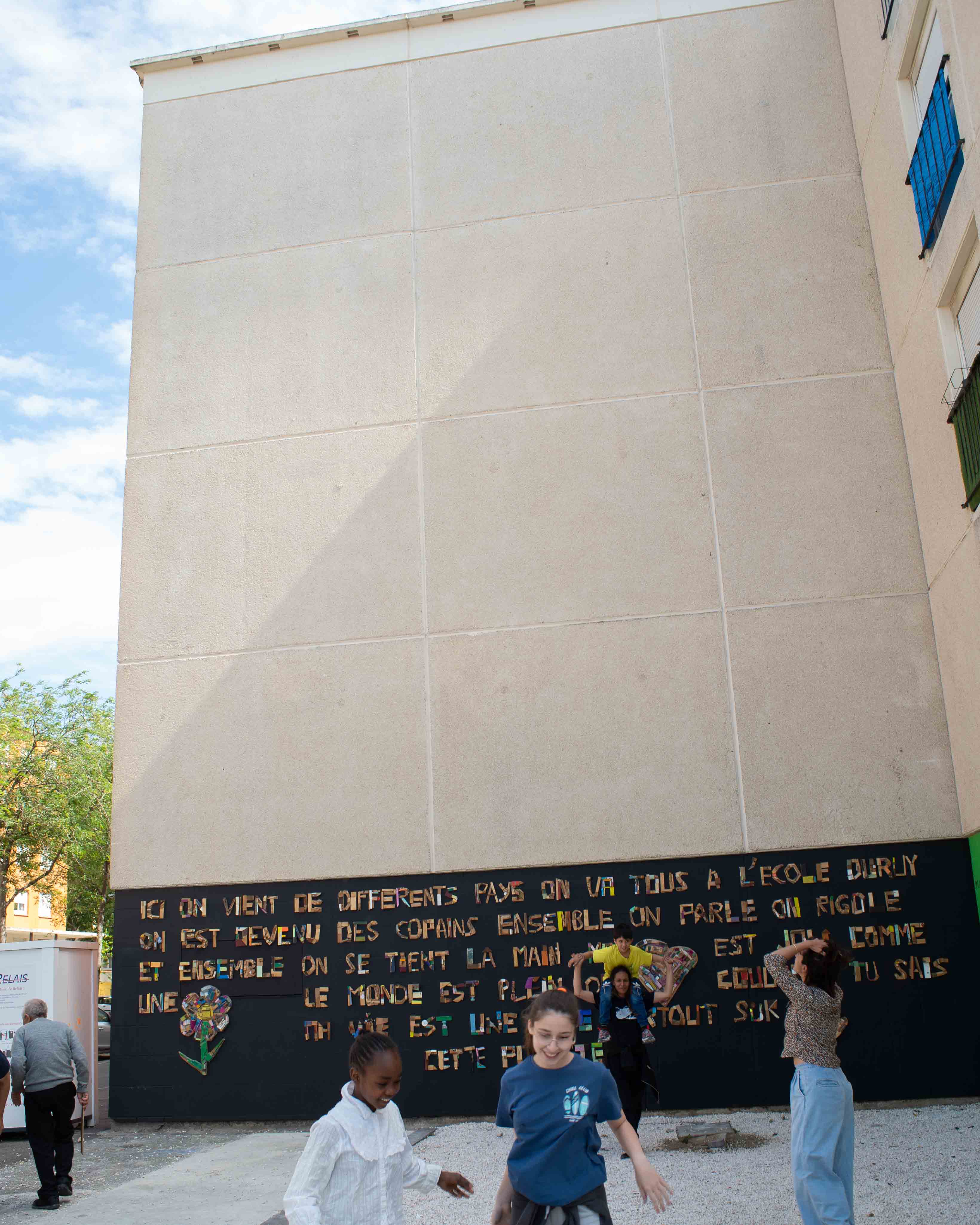 Les enfants du Bois Vernet Les enfants du Bois-Vernet/photos/13.jpg